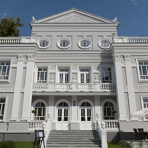 Hotel Willa Hueta